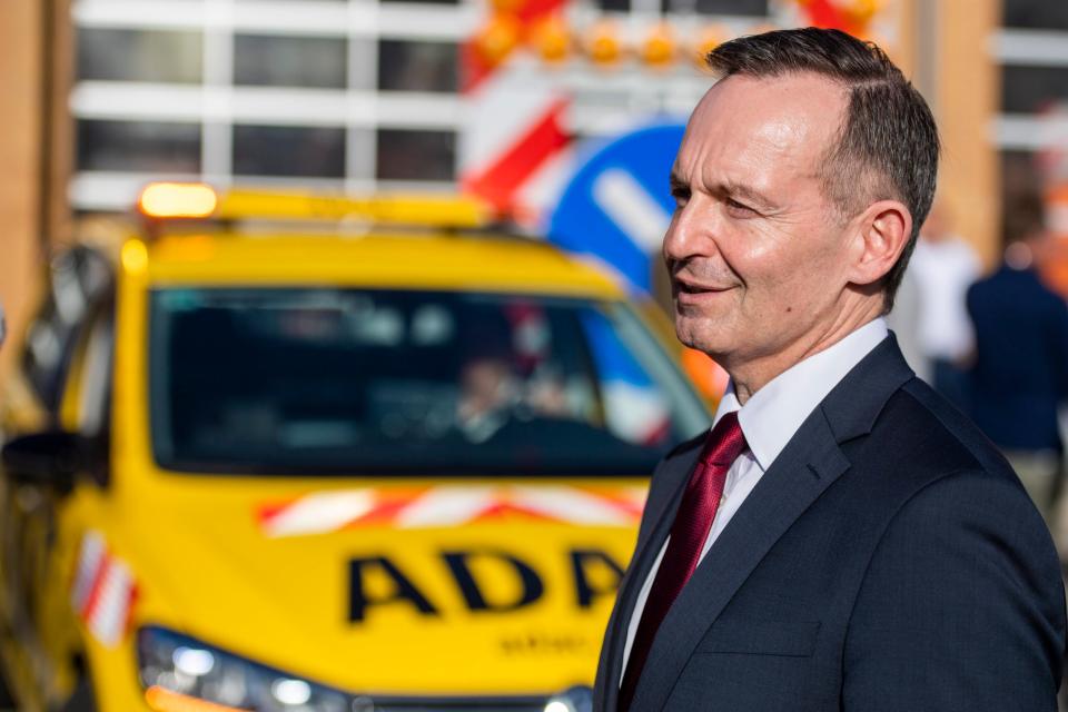 Ob Verkehrsminister Volker Wissing (FDP) den FDP-Politiker Stefan Birkner als neuen Autobahn-Chef durchsetzen kann, ist offen. Im Aufsichtsrat stößt er auf Widerstand. - Copyright: picture alliance/dpa | Christophe Gateau