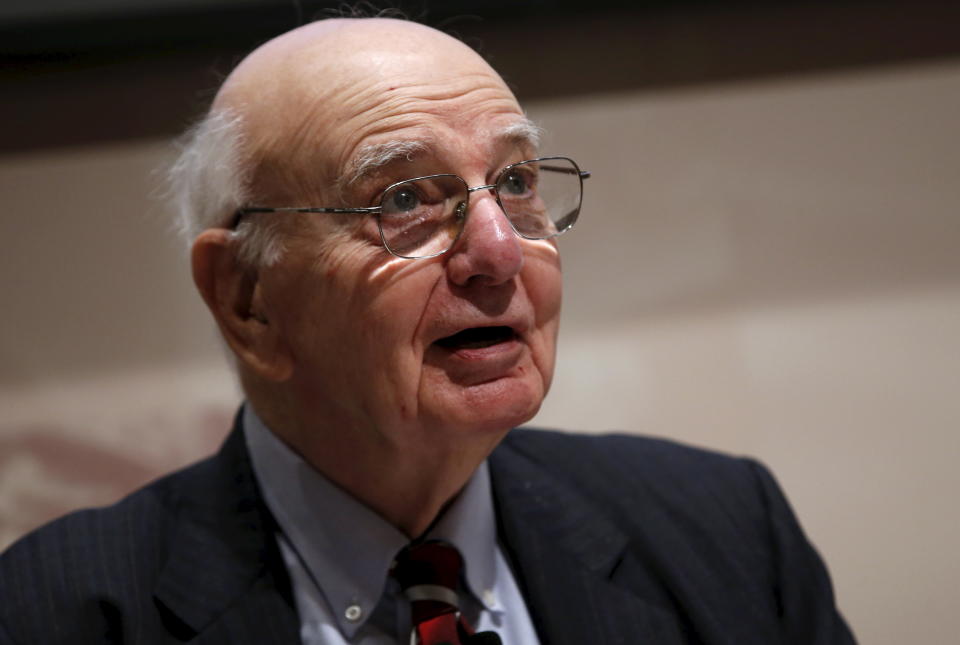 Former U.S. Federal Reserve Board Chairman Paul A. Volcker speaks at a news conference in New York, June 8, 2015. Many states balance their budgets using short-term techniques to make it appear that spending does not exceed revenue, according to a report released on Monday by the Volcker Alliance, which singles out New Jersey for using budget-balancing maneuvers.  REUTERS/Mike Segar