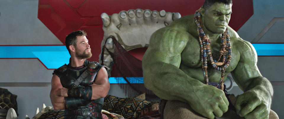 So friedlich bleibt es nicht zwischen Thor und Hulk. (Bild: Marvel Studios)