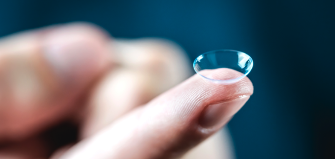 A new study found that many types of contact lenses contain toxic 'forever chemicals.' (Photo via Getty Images)