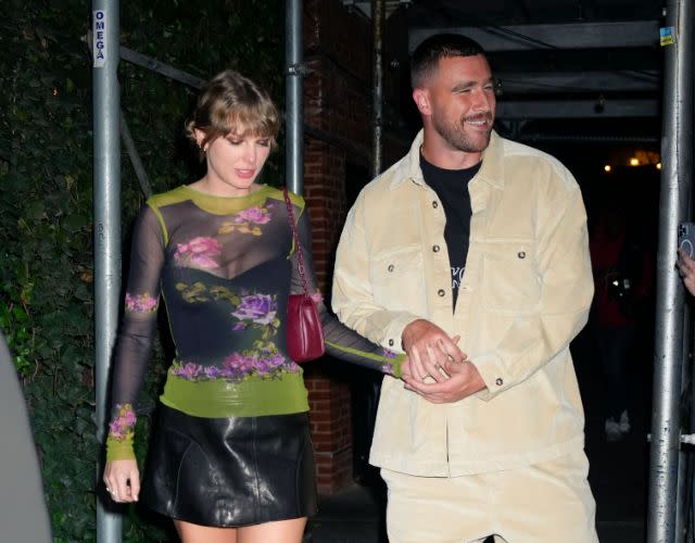 NEW YORK, NEW YORK – OCTOBER 15: Taylor Swift and Travis Kelce have dinner at Waverly Inn on October 15, 2023 in New York City. (Photo by Gotham/GC Images)