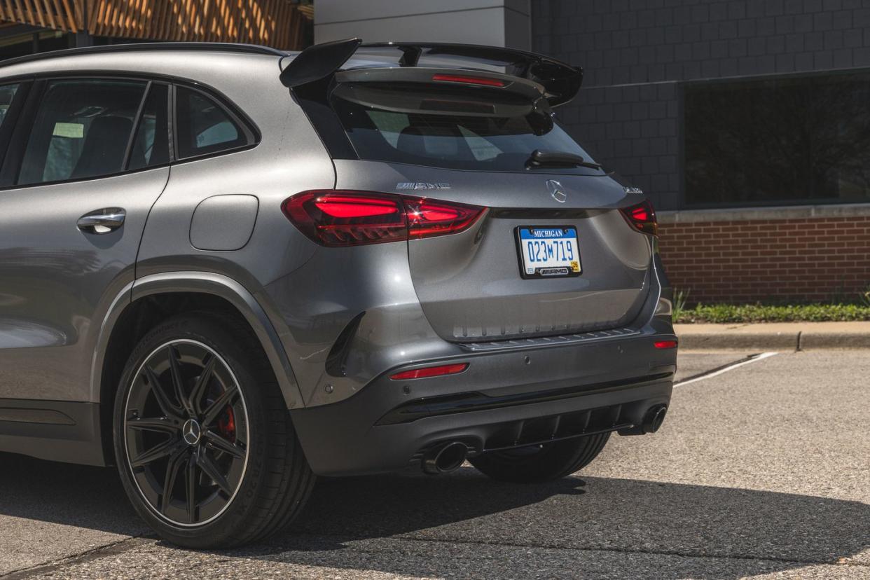 2024 mercedes amg gla35