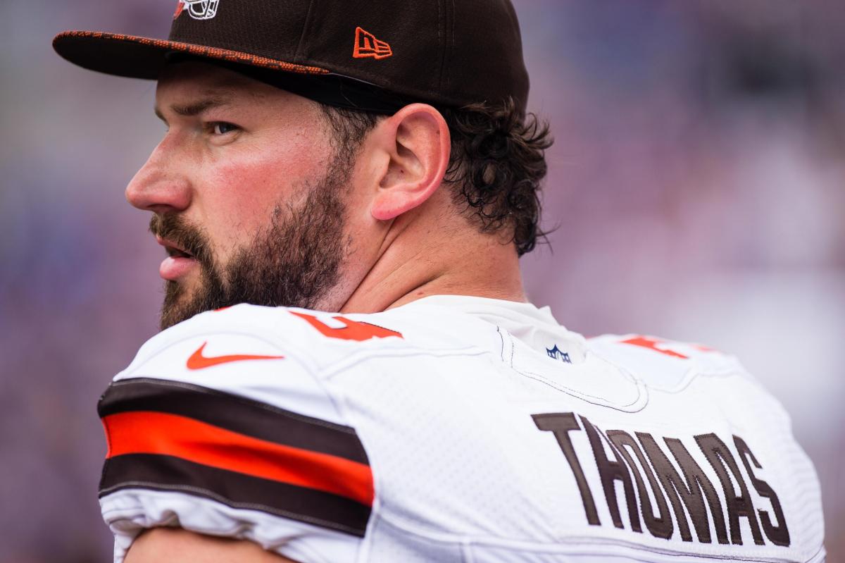 Jim Brown to Joe Thomas: Best Browns players to wear every number