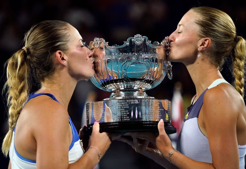 Tennis - Australian Open - Women's Doubles Final