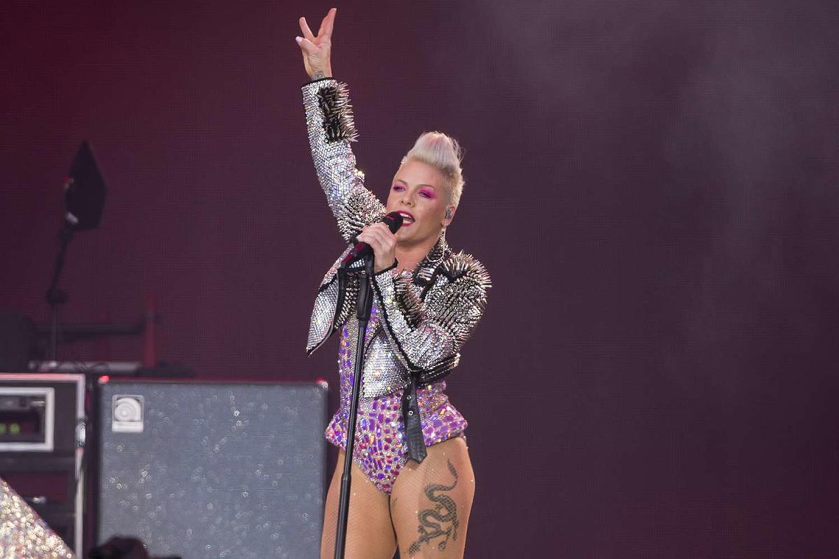 P!nk is in sync with duets and star-studded collaborations - InForum