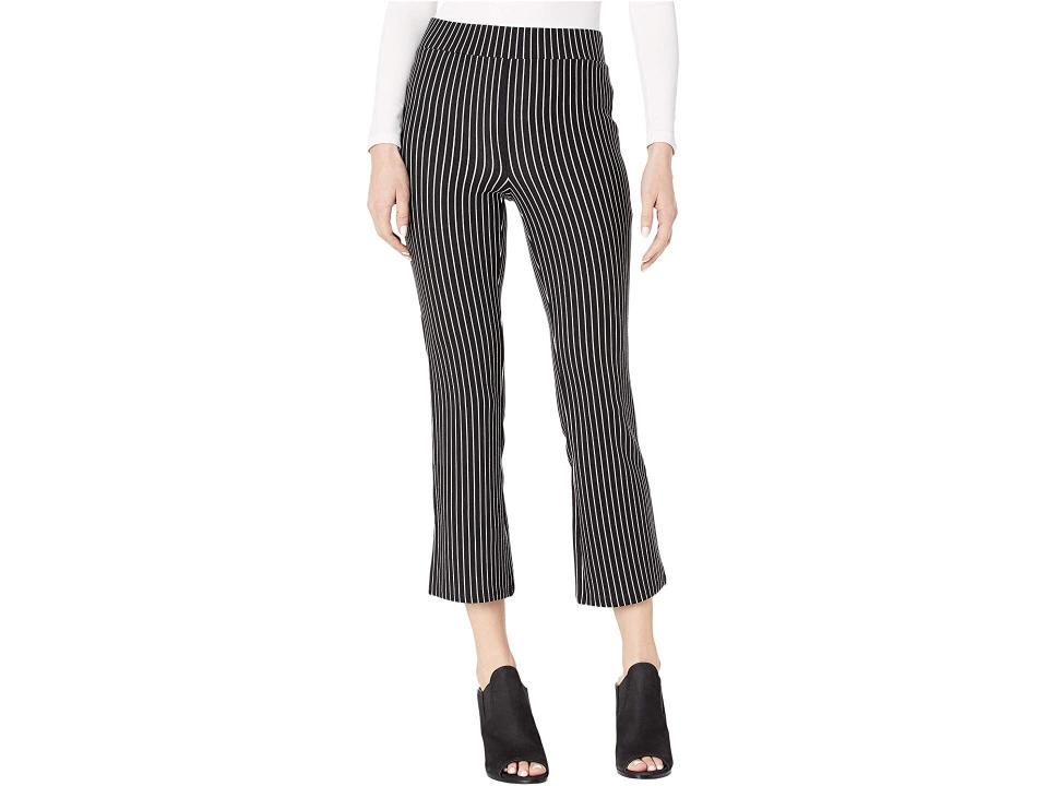 These pants come in sizes XS to L. <a href="https://fave.co/3eTxEBS" target="_blank" rel="noopener noreferrer">Find them for $61 at Zappos</a>.