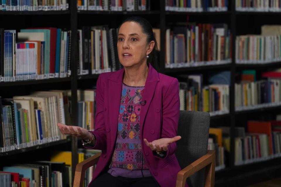 La jefa de gobierno de la Ciudad de México, Claudia Sheinbaum, en una entrevista del mes pasado (Copyright 2023 The Associated Press. Todos los derechos reservados)