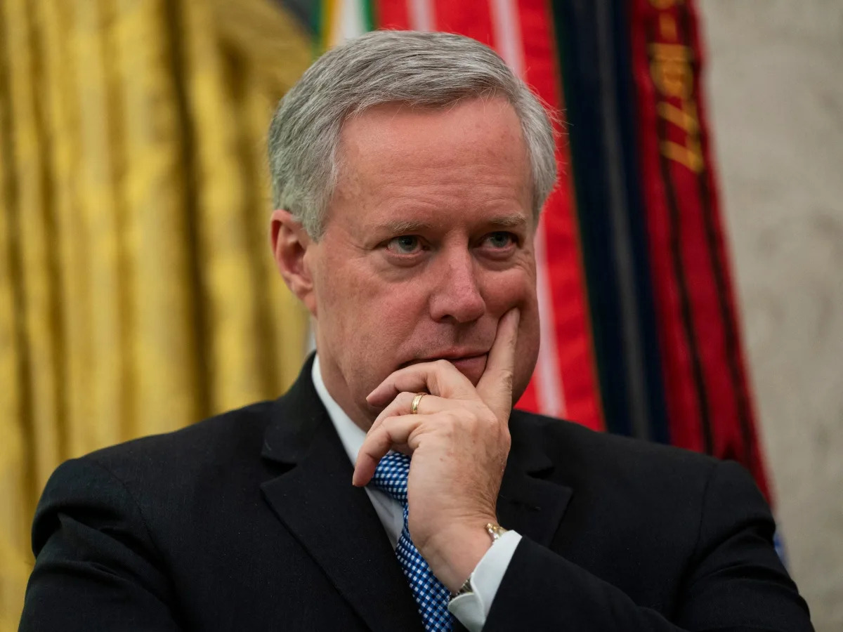 Expert on White House chiefs of staff says Mark Meadows 'absolutely owns' the ti..