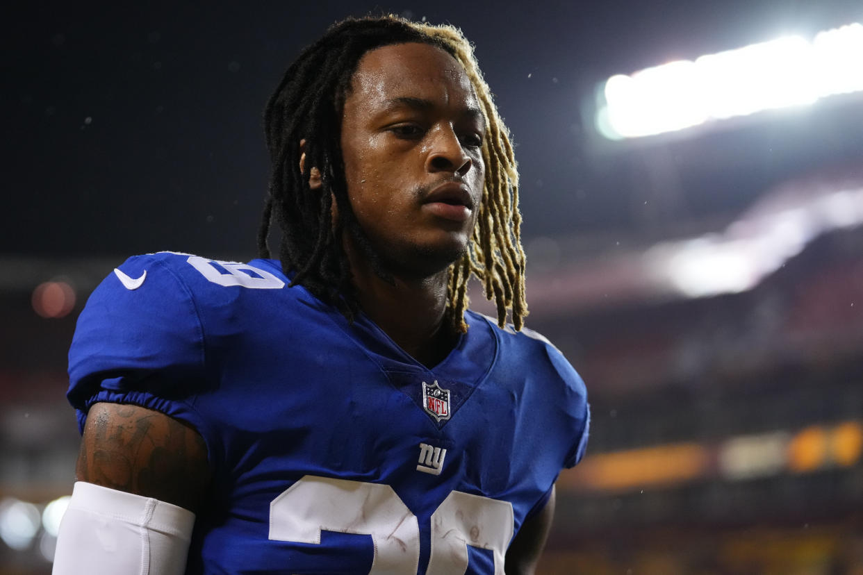 LANDOVER, MARYLAND - SEPTEMBER 16: Xavier McKinney #29 of the New York Giants walks onto the field against the Washington Football Team prior to an NFL game at FedExField on September 16, 2021 in Landover, Maryland. (Photo by Cooper Neill/Getty Images)