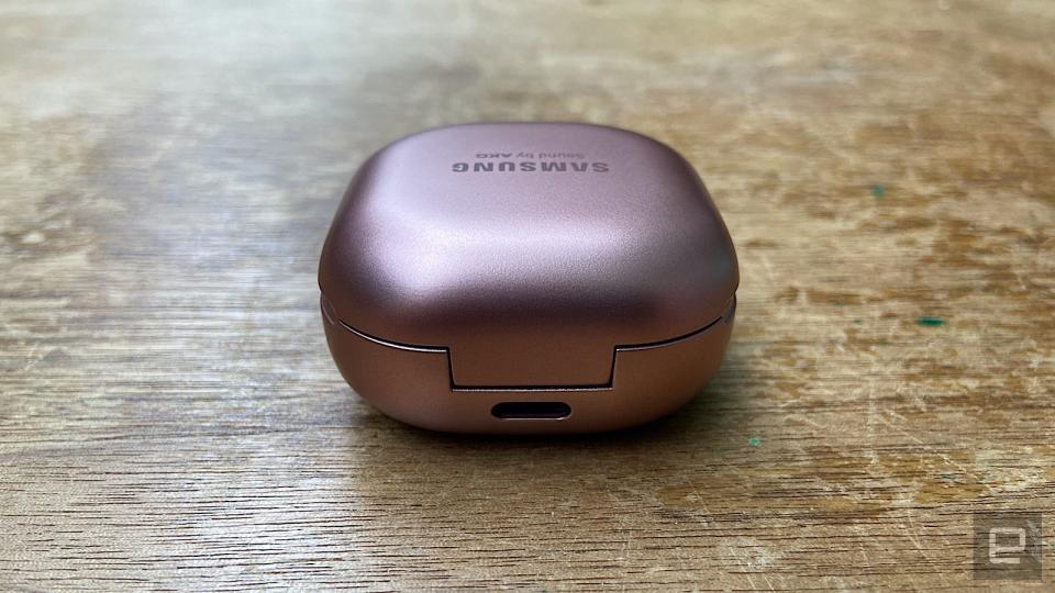 Samsung’s latest true wireless earbuds have a unique “open type” design that will keep you from cramming them in your ears. While that does make them a bit more comfortable, you do have to sacrifice sound quality and the effectiveness of ANC. There are some attractive features here, but the company’s Galaxy Buds+ are the better option at this point.