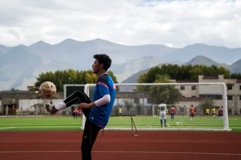 Only 10 percent of Lhasa FC's squad are Han Chinese, many of whom find altitude sickness a constant hazard