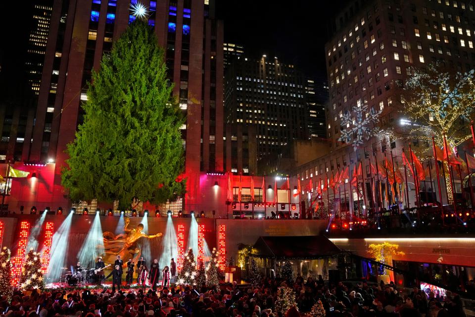 Barry Manilow performs at the Rockefeller Center Christmas tree lighting ceremony on Wednesday, Nov. 29, 2023, in New York.