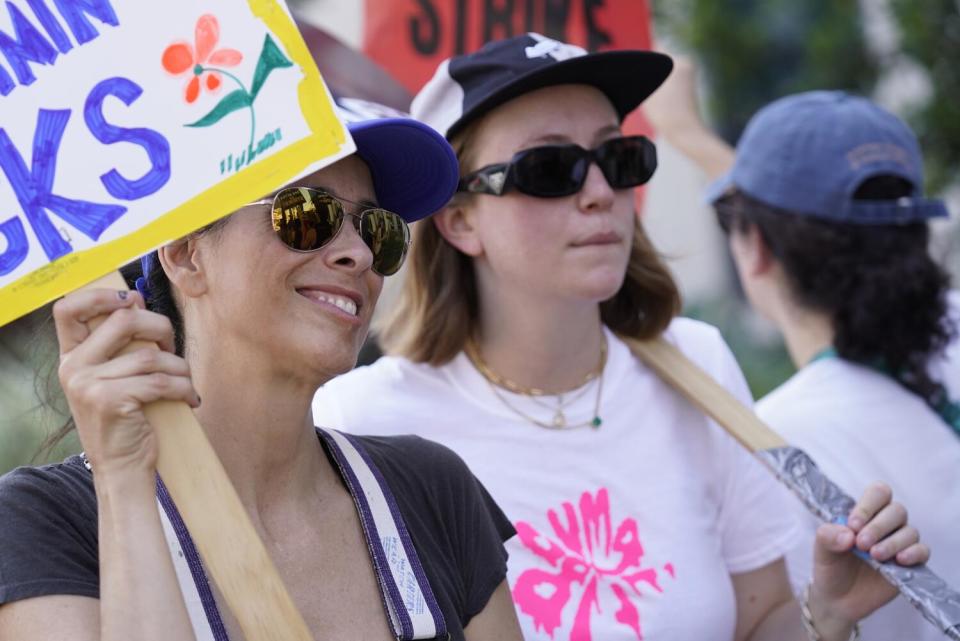 Sarah Silverman, left, and Hannah Einbinder