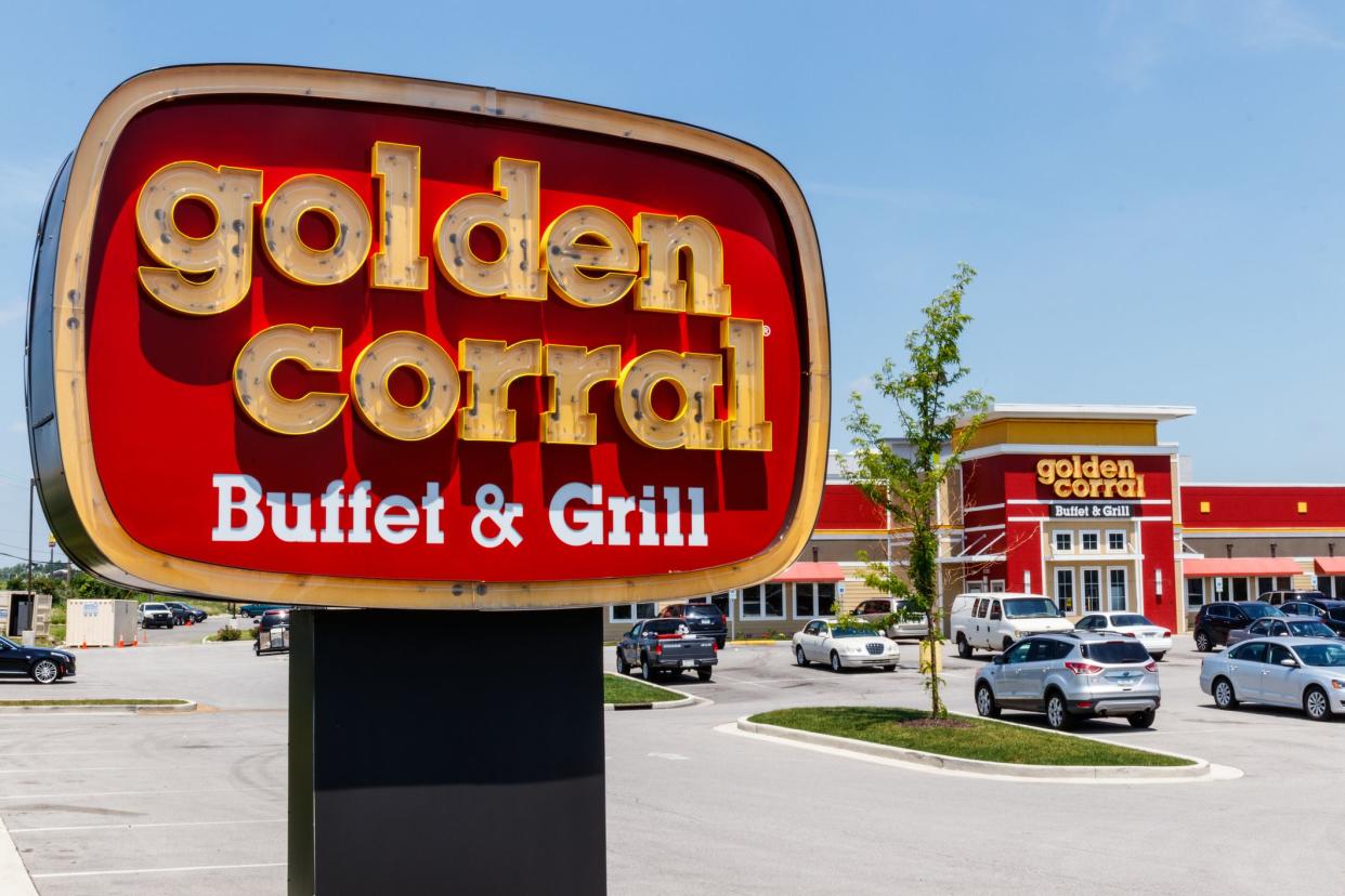 Ft. Wayne - Circa June 2018: Golden Corral Buffet and Grill. Golden Corral serves many free meals to active duty and military veterans I