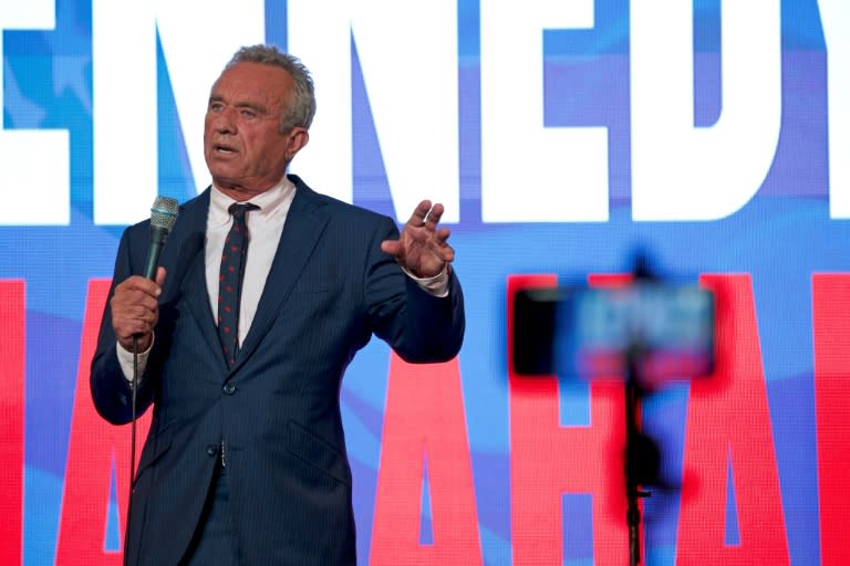 El candidato presidencial independiente Robert F. Kennedy Jr. durante un mitin en la Convención Nacional Libertaria, en Washington, el 24 de mayo de 2024 (Bastien INZAURRALDE)