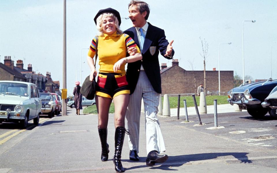 Kenneth Williams and Barbara Windsor filming Carry On Abroad - ITV/Shutterstock