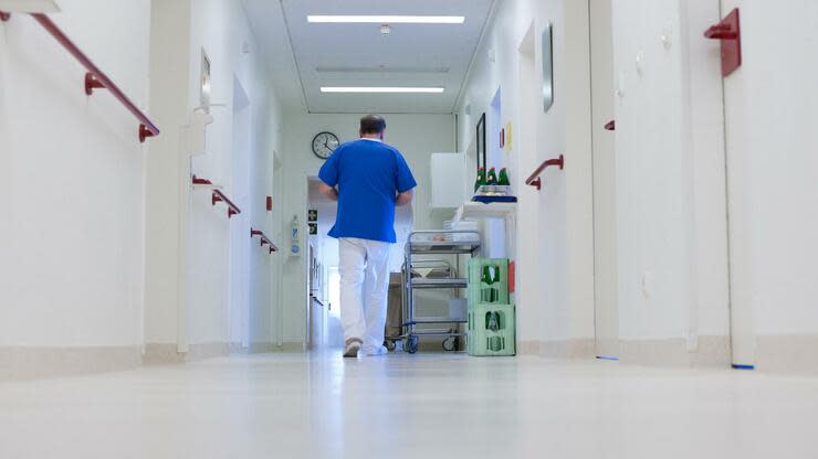 Auch der Ausbildungsgang der Gesundheits- und Krankenpflege konnte mit 26.600 neuen Auszubildenden im Jahr 2019 rund 5200 mehr Menschen gewinnen als zehn Jahre zuvor. Foto: dpa