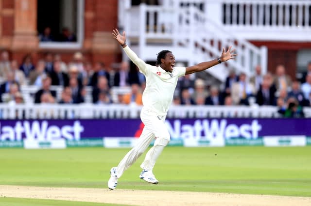 Jofra Archer took his first Test wicket