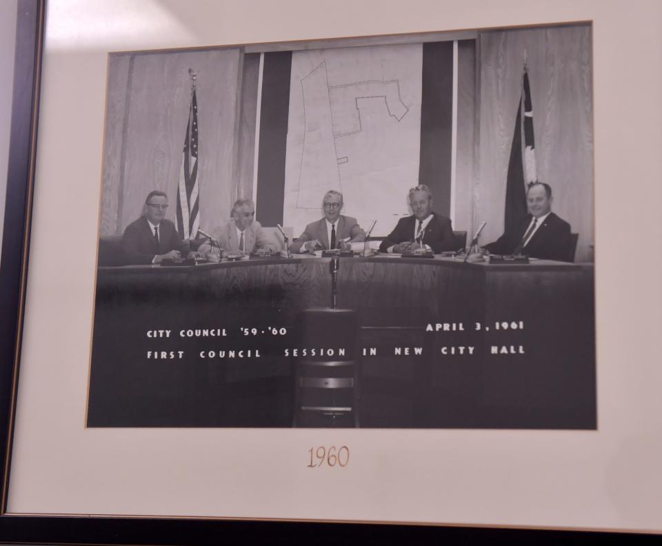 The Spartanburg City Council held its last meeting at the Spartanburg City Hall on Jan 22, 2024. The current City Hall is set to be demolished to accommodate the new City-County joint office complex. This is the first Spartanburg City Council 1960.