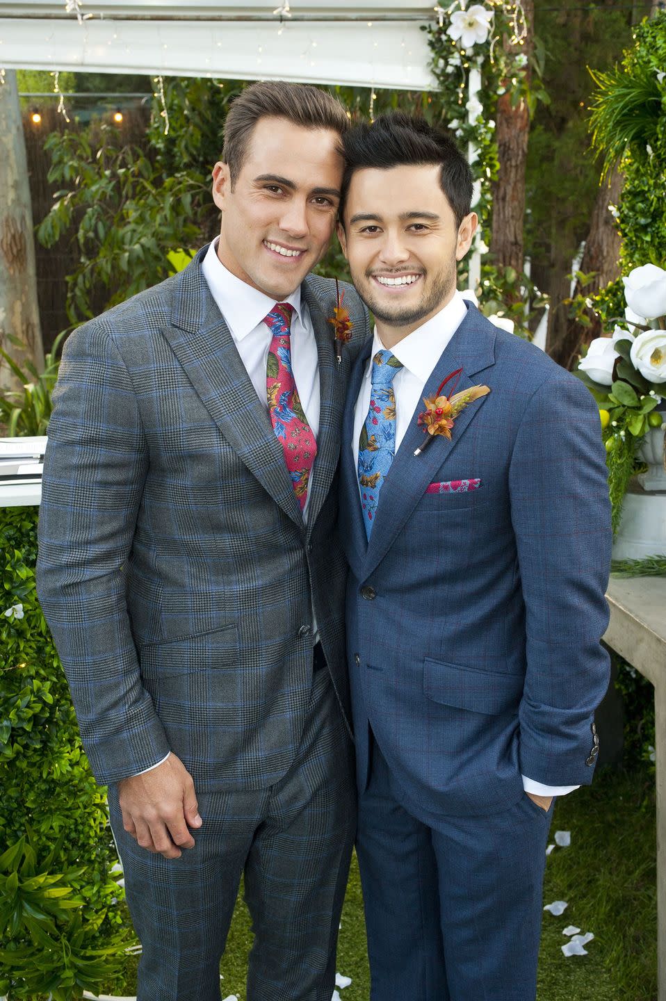 aaron brennan and david tanaka's wedding in neighbours