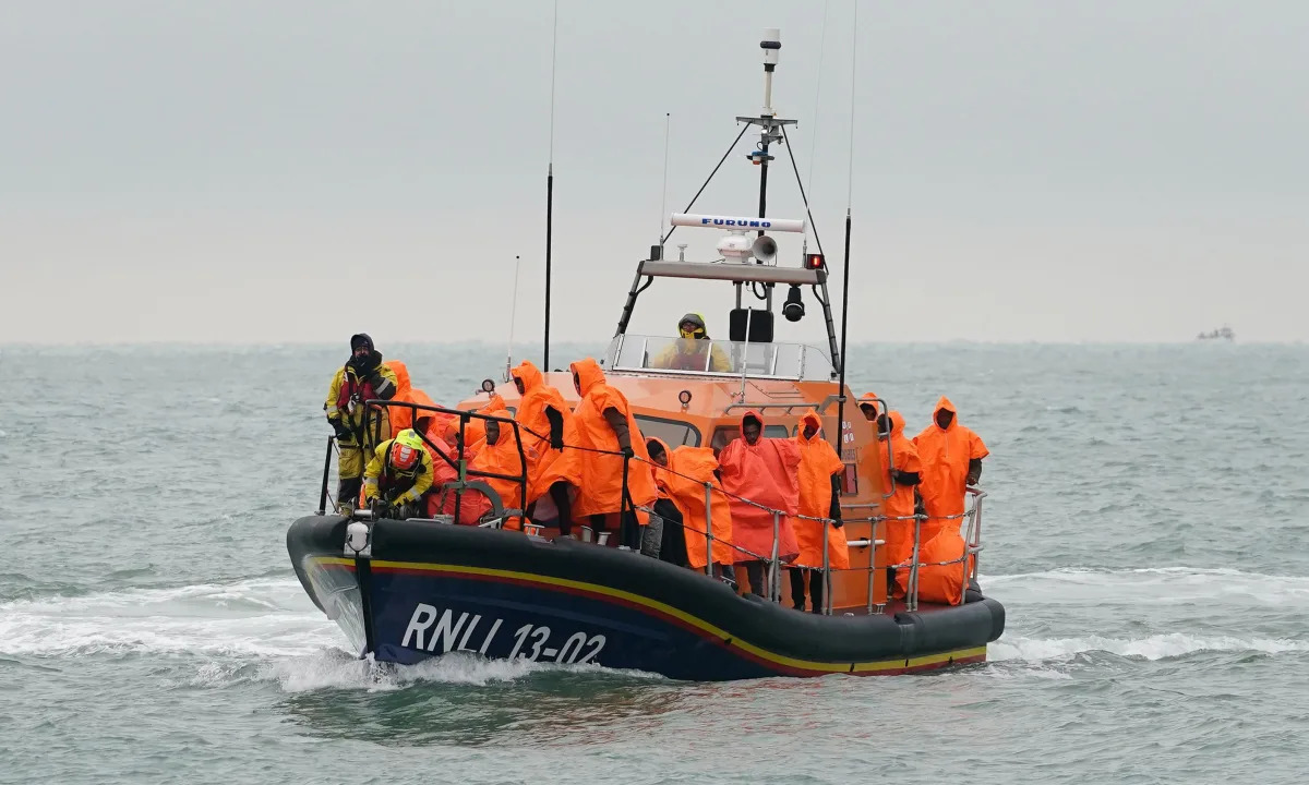 Le personnel du ministère de l’Intérieur demande la suppression de l’accord « désagréable » sur les petits bateaux