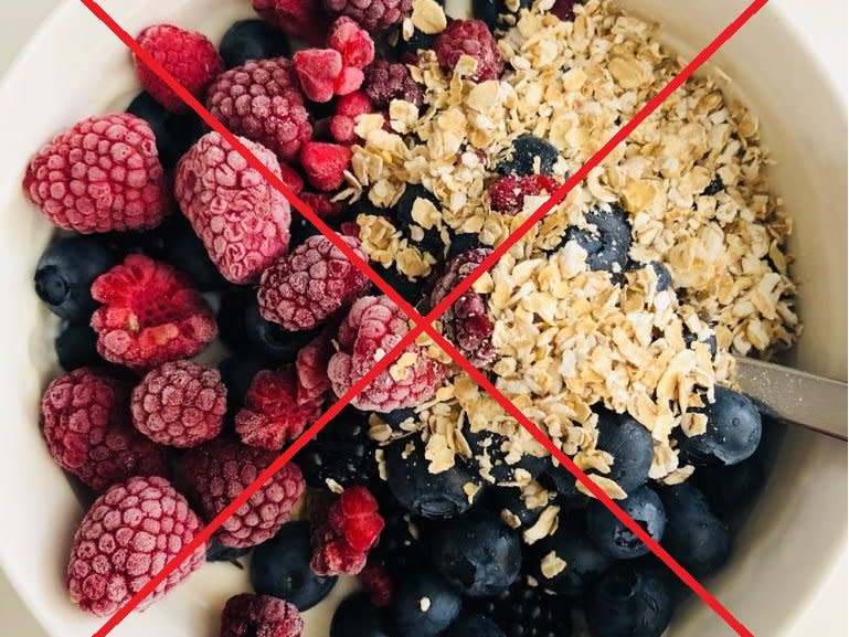 Porridge mit Beeren verboten