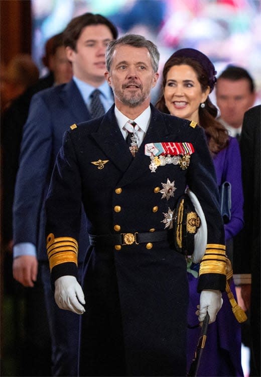 Federico de Dinamarca, con el uniforme el ejército