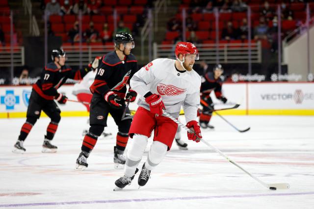 Red Wings to debut Reverse Retro alternate jerseys tonight 