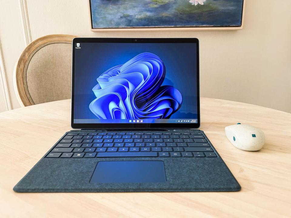 microsoft surface pro 9 with keyboard