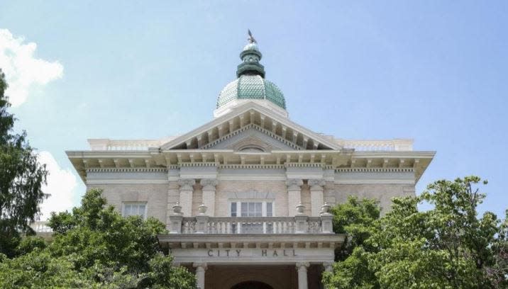 FILE - City Hall in Athens, Ga.