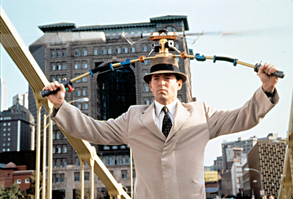 Matthew Broderick in Inspector Gadget