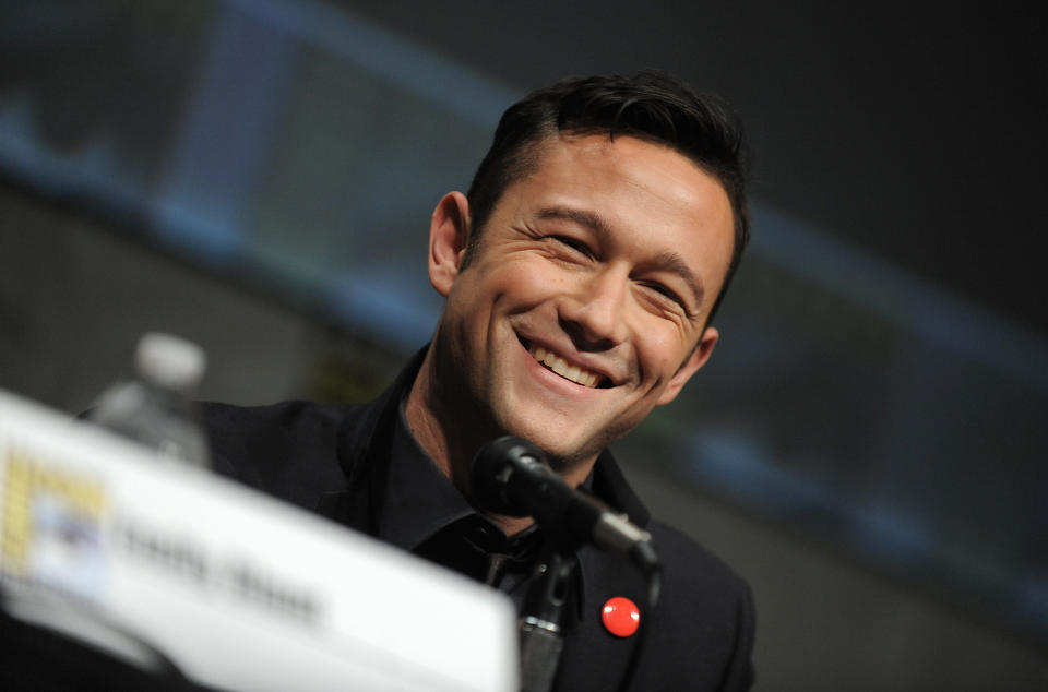 Joseph Gordon-Levitt attend the "Looper" panel at Comic-Con on Friday, July 13, 2012 in San Diego, Calif. (Photo by Jordan Strauss/Invision/AP)