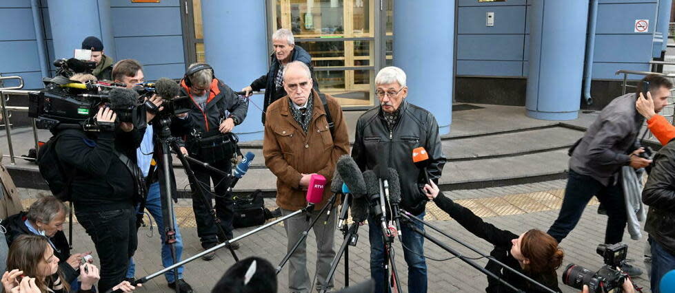 Yan Rachinsky, l'un des fondateurs de l'ONG Memorial, et Oleg Orlov ont remporté le prix Nobel de la paix.  - Credit:ALEXANDER NEMENOV / AFP