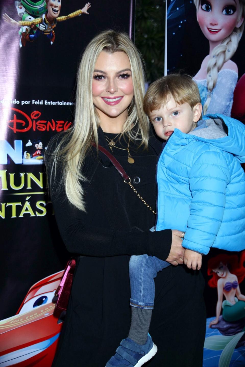 Marjorie de Sousa y Matías<em>Mezcalent.</em>