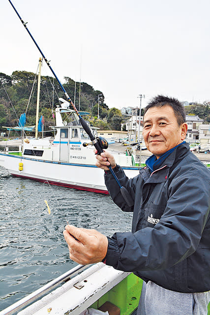 小菅先生有豐富出海捕魚的經驗，釣魚對他來說根本是易如反掌。（周翠玲攝）