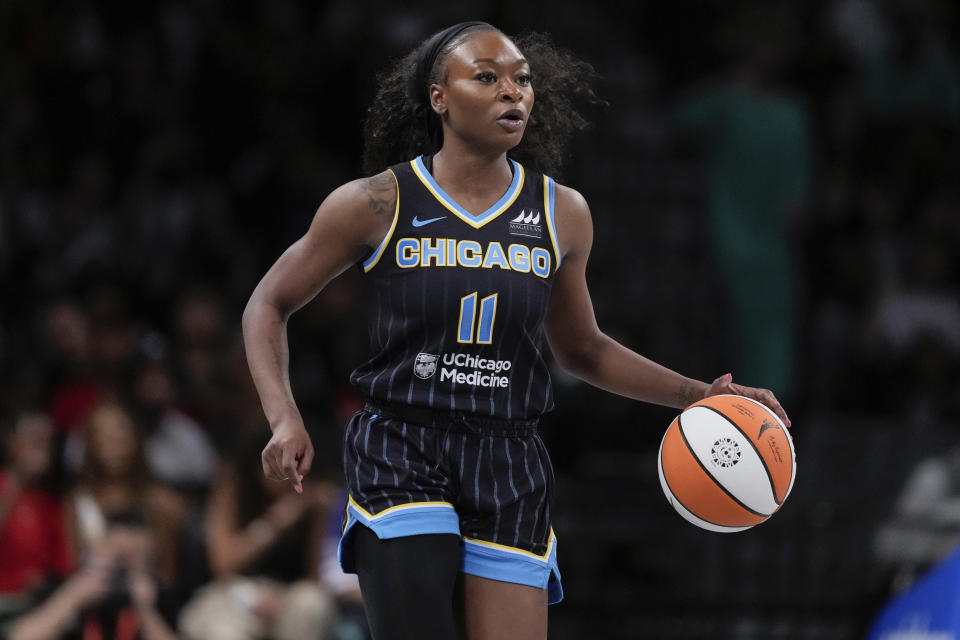 Chicago Sky's Dana Evans brings the ball up during the second half of the team's WNBA basketball game against the New York Liberty, Thursday, May 23, 2024, in New York. The Sky won 90-81. (AP Photo/Frank Franklin II)