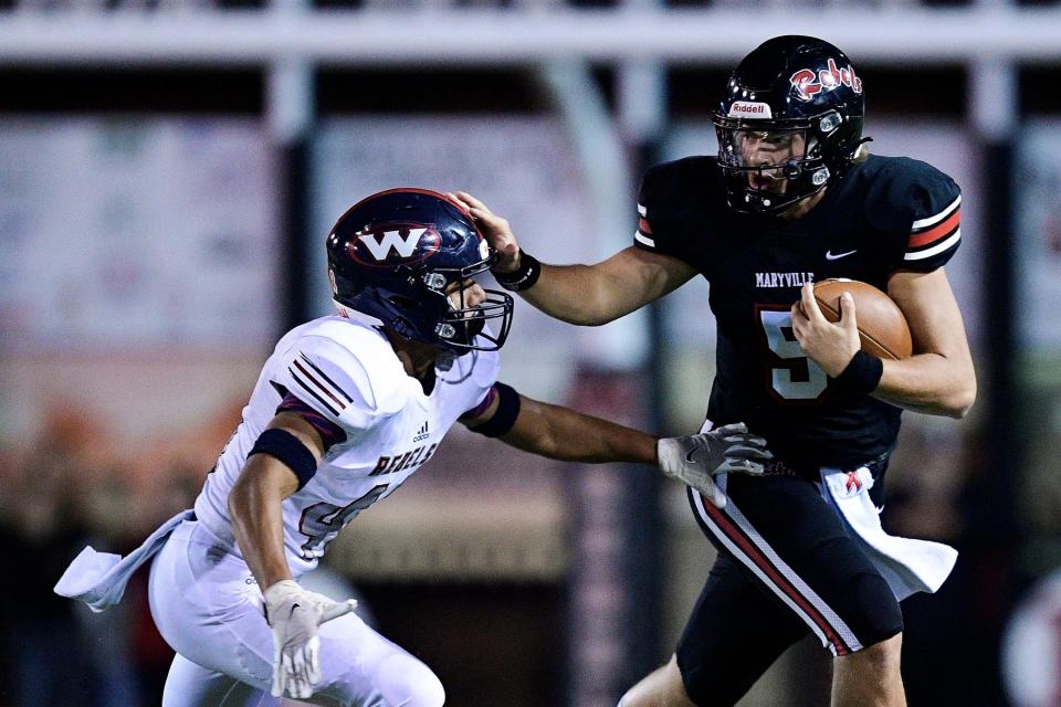 Quarterback Carson Jones (5) of Maryville (Tenn.) High has signed to play college football at Furman.