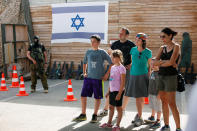 <p>A group of tourists take part in a two hour “boot camp” experience, at “Caliber 3 Israeli Counter Terror and Security Academy” in the Gush Etzion settlement bloc south of Jerusalem in the occupied West Bank July 13, 2017. (Photo: Nir Elias/Reuters) </p>