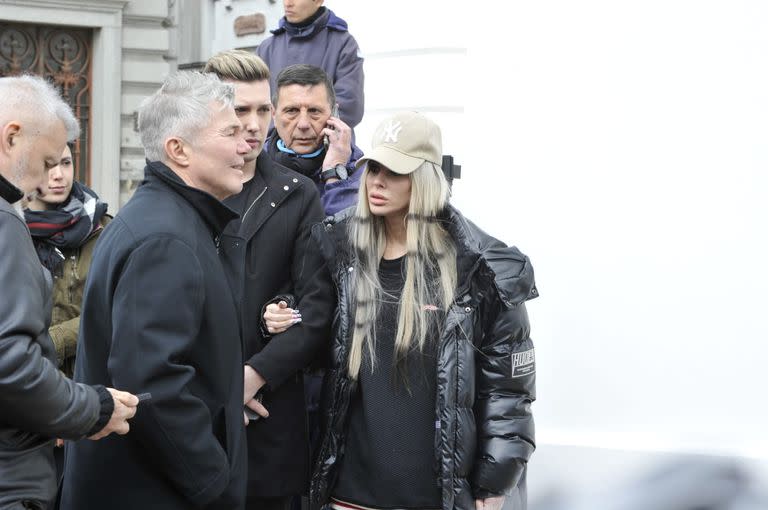 Fernando Burlando solo se detuvo ante la prensa para mencionar la marcha pacífica de esta tarde