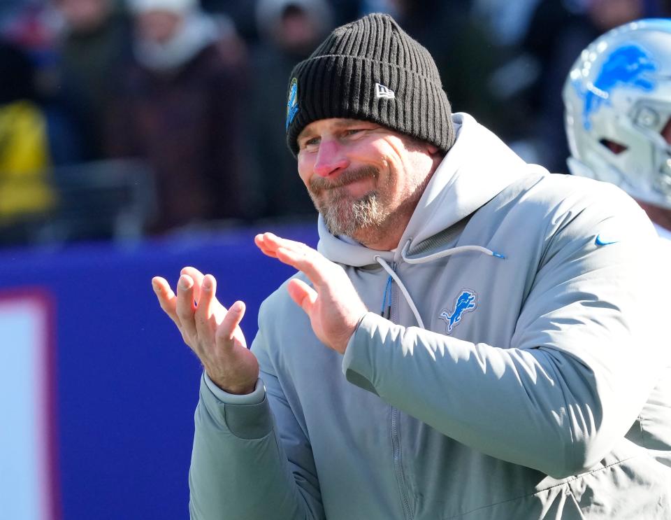 El entrenador en jefe de los Detroit Lions, Dan Campbell, antes de un partido el 20 de noviembre de 2022 contra los New York Giants en el MetLife Stadium.