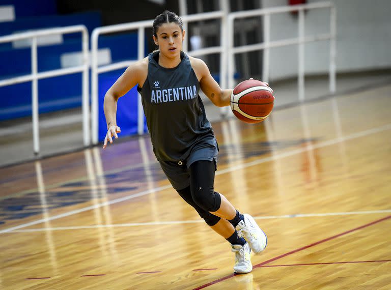 La selección argentina femenina de básquet será la primera en tener acción en Santiago 2023