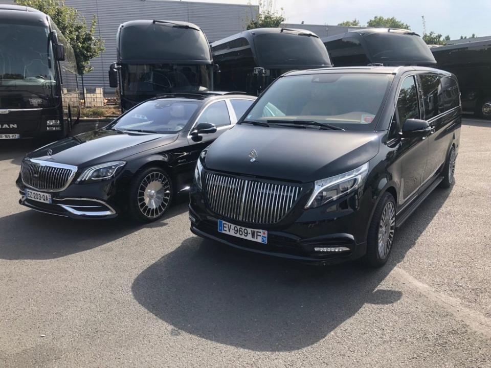 不同視角看巴黎，MERCEDES V-Class MAYBACH Edition