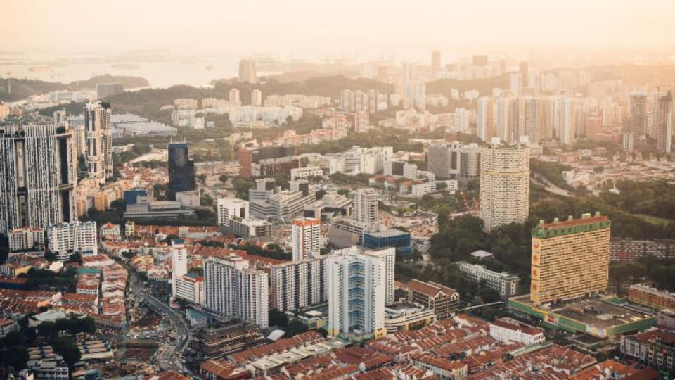 Owning an HDB and Condo at the Same Time in Singapore: 6 Factors to Consider