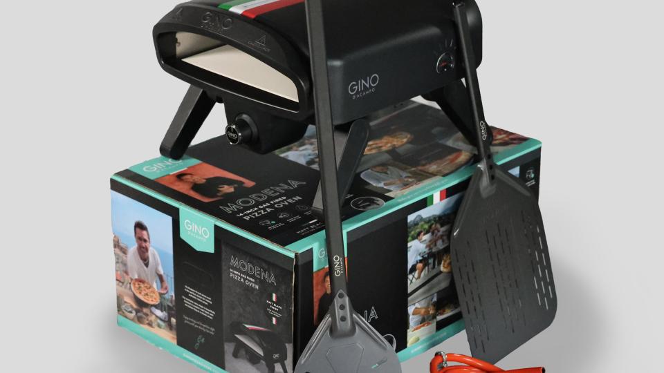 Gino D’Acampo Pizza Oven bundle