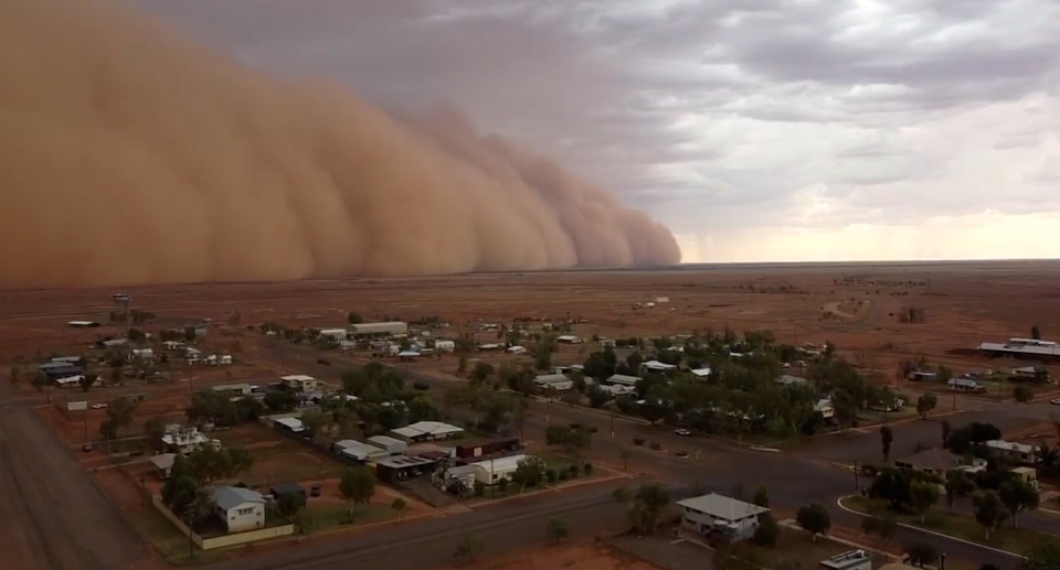 A massive dust storm descends on the Queensland town of Boulia caught on drone footage.