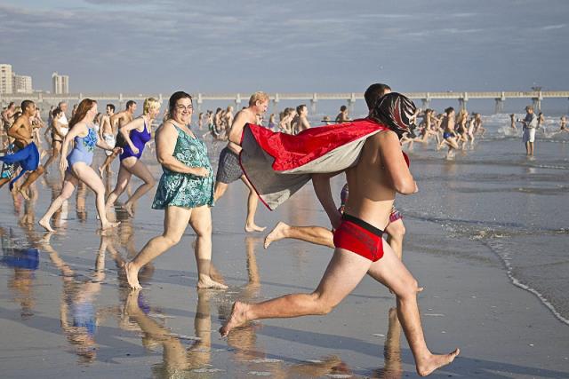 The Polar Plunge tradition: A dip for the hardy — or foolhardy