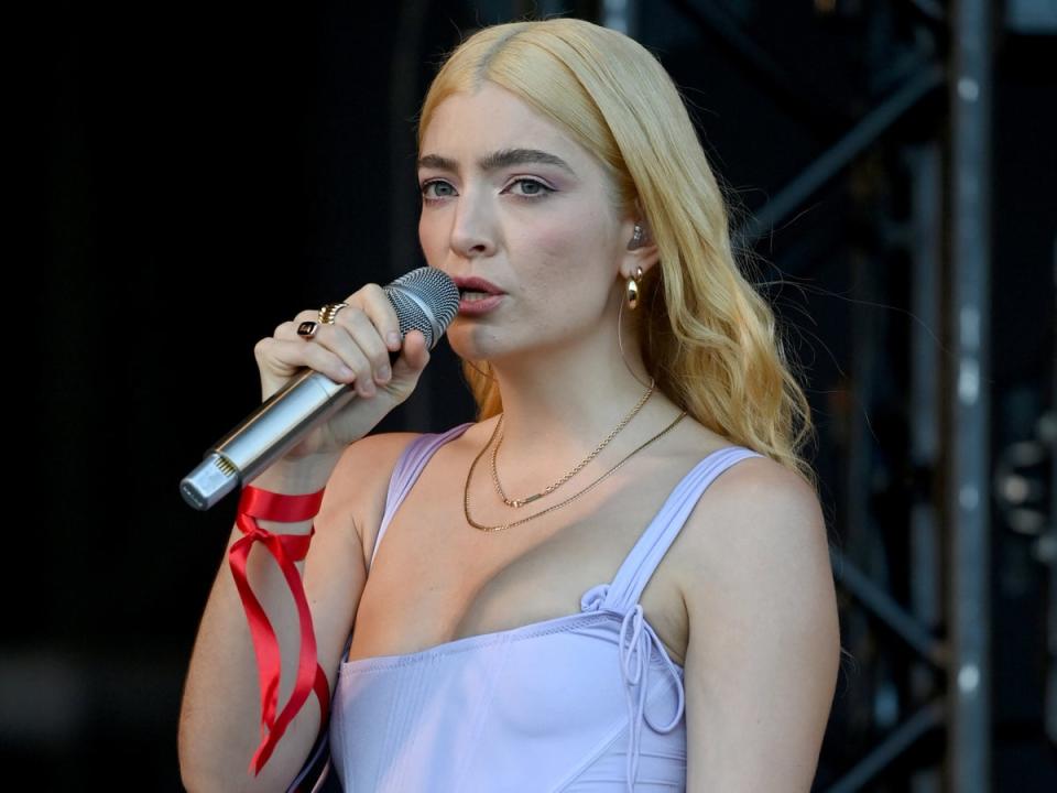 Lorde perfroms at Glastonbury 2022 (Getty Images)
