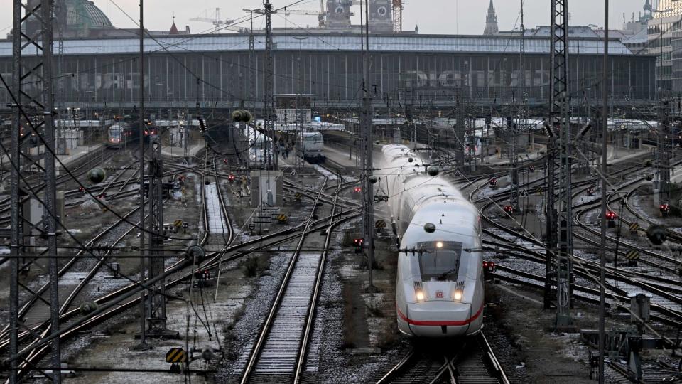 So unpünktlich wie im November 2023 war die Deutsche Bahn seit acht Jahren nicht mehr.