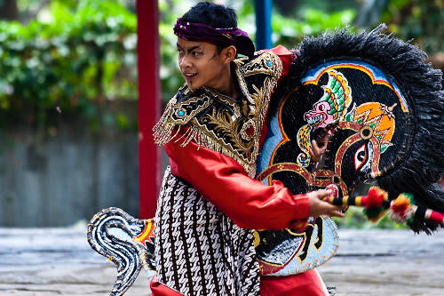 The national costume which feature Kuda Warisan has sparked the outcry of Indonesians