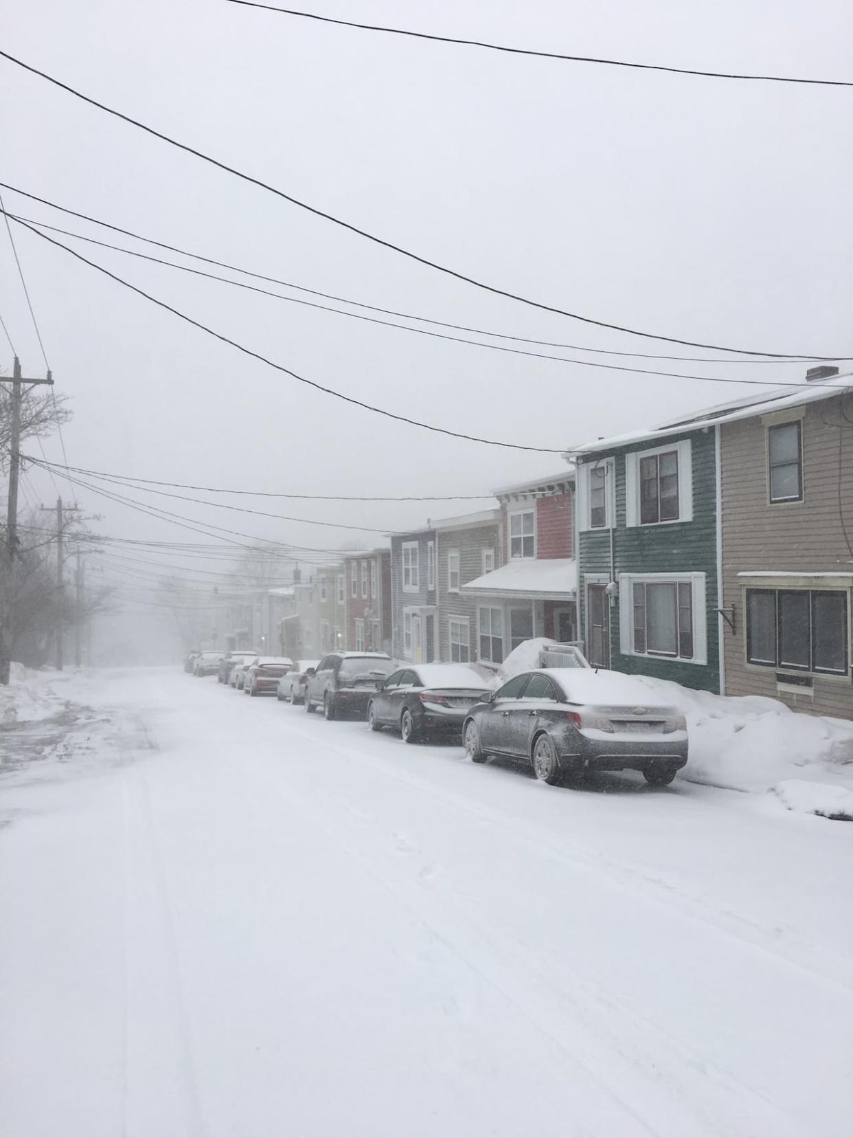 A stormy morning in downtown St. John's, as a blizzard is expected to dump up to 60 centimetres of snow Tuesday through Wednesday. (Philippe Grenier/Radio-Canada - image credit)